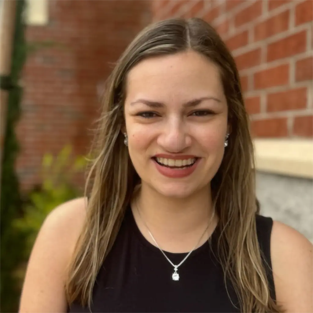 Kristen Grafton Headshot